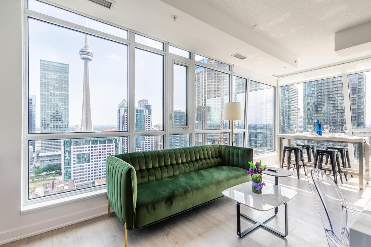 Luxury 2 Bedroom In The Heart Of Entertainment District W/ Cn Tower View Toronto Bagian luar foto