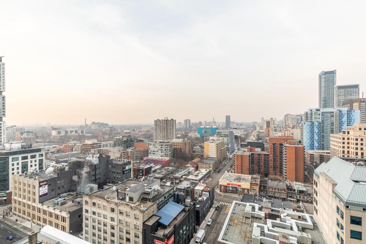 Luxury 2 Bedroom In The Heart Of Entertainment District W/ Cn Tower View Toronto Bagian luar foto