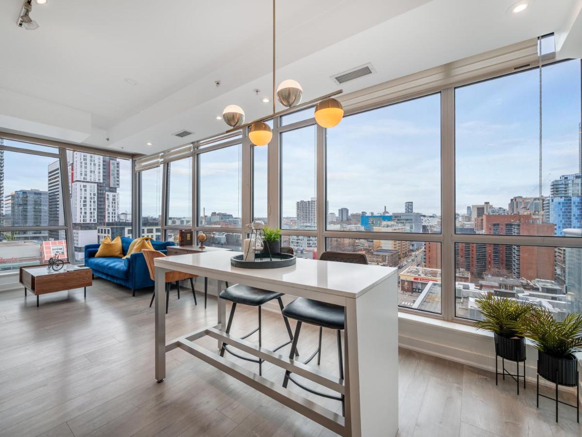 Luxury 2 Bedroom In The Heart Of Entertainment District W/ Cn Tower View Toronto Bagian luar foto